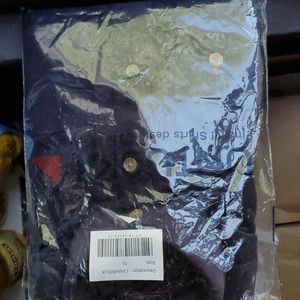 UntuckIT boys size 10